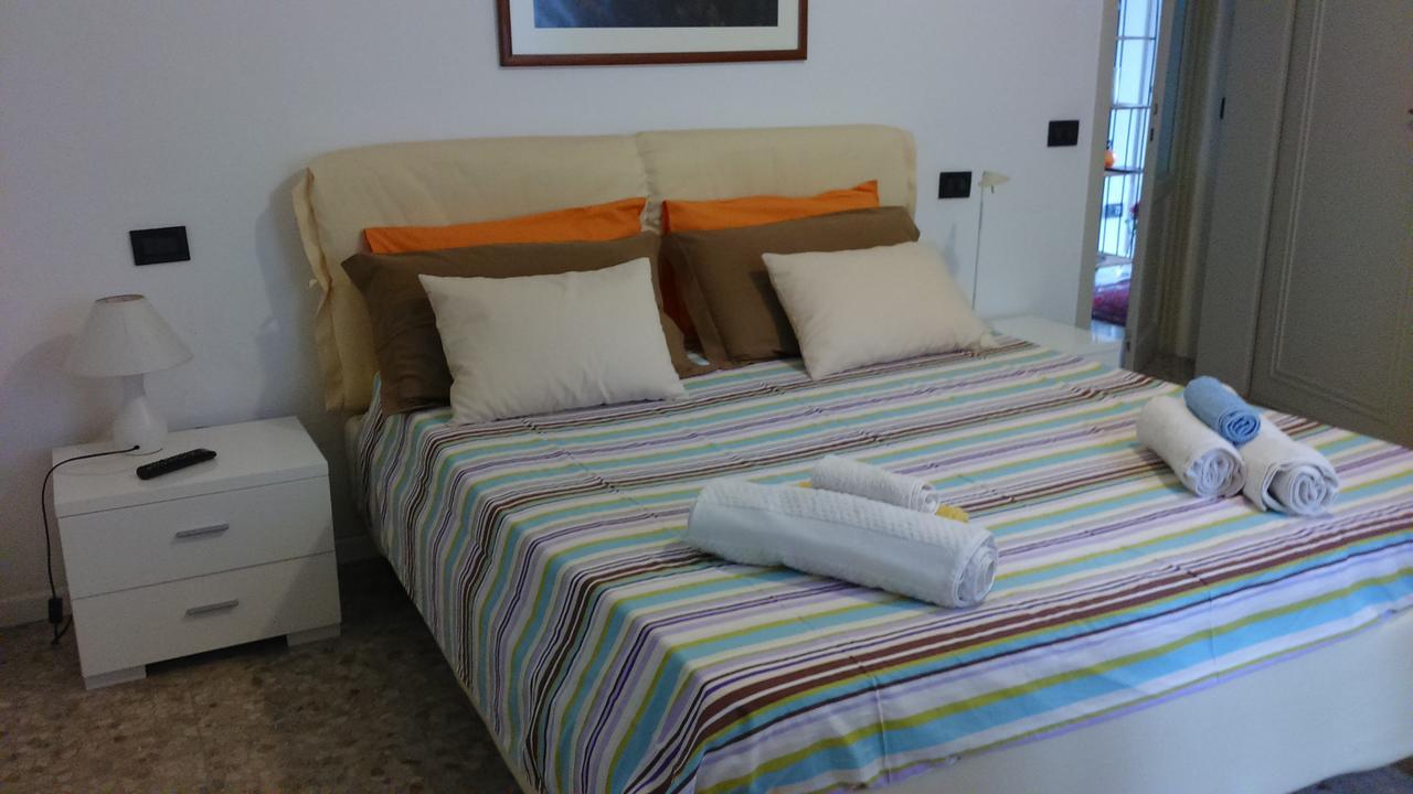 Appartamento Villa Margherita Desenzano del Garda Exteriör bild