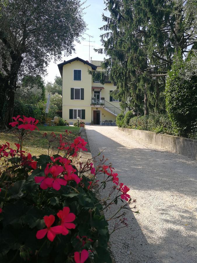 Appartamento Villa Margherita Desenzano del Garda Exteriör bild